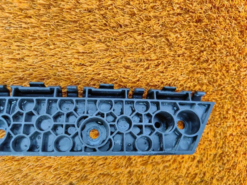 Кронштейн бампера