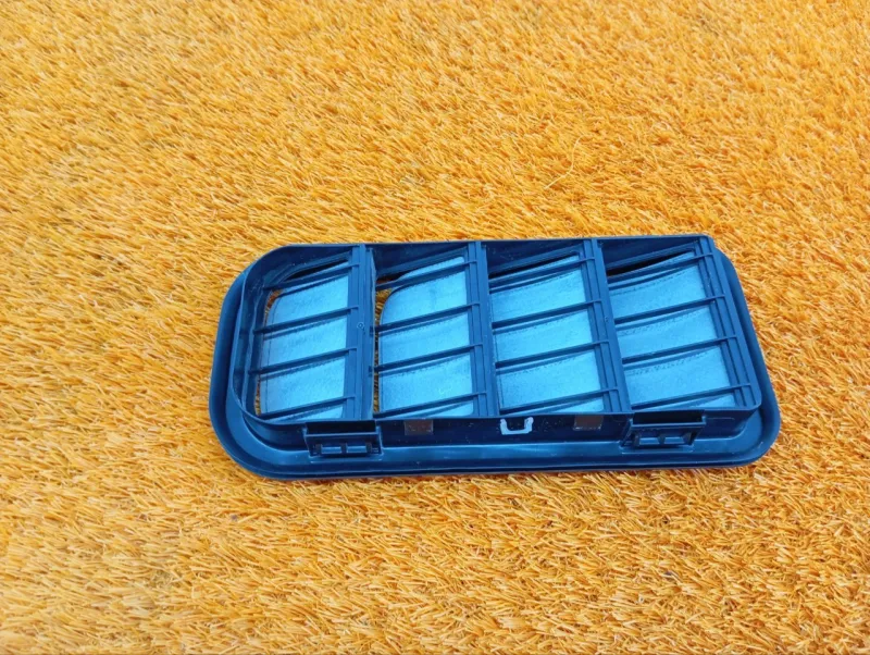 Решетка вентиляционная