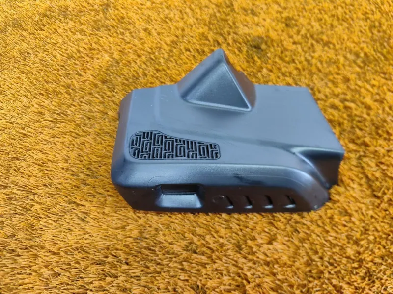 Накладка лобового стекла