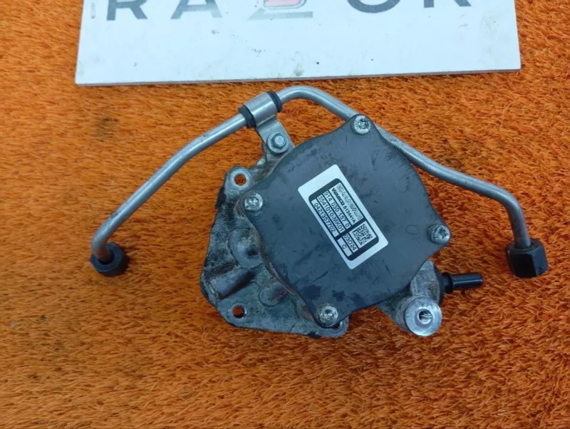 Насос вакуумный