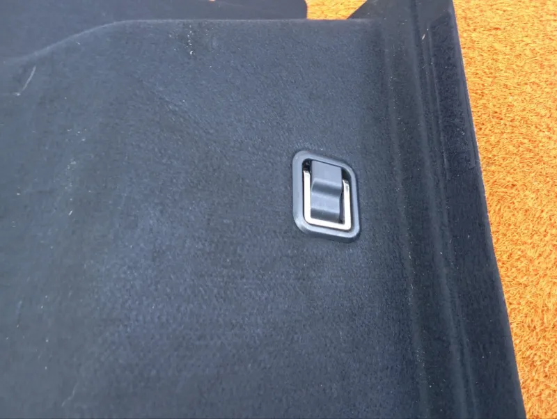 Обшивка багажника