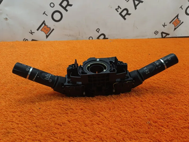 Подрулевой переключатель