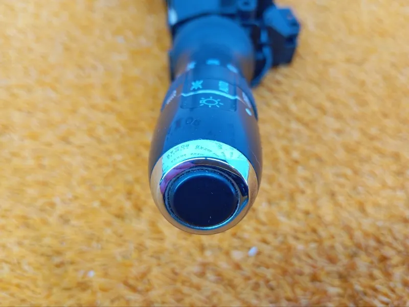 Подрулевой переключатель