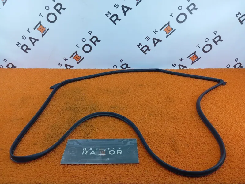 Уплотнитель двери