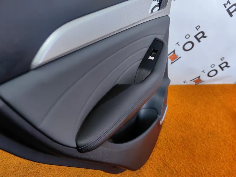 Обшивка двери