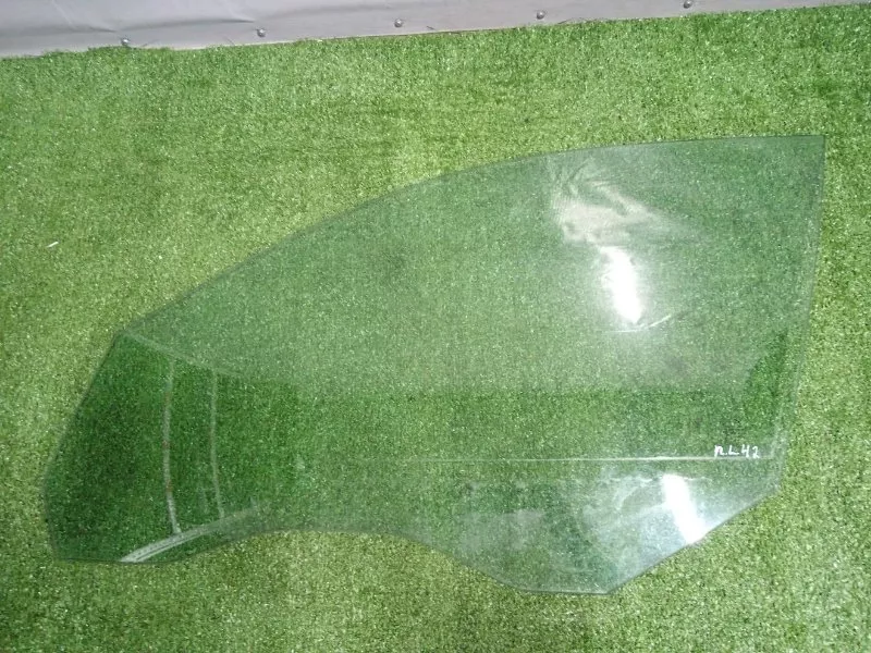 Стекло двери BMW 5-Series 2006 51337110633 E60, переднее левое