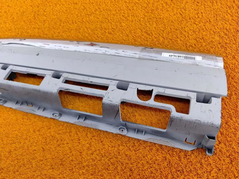 Молдинг двери