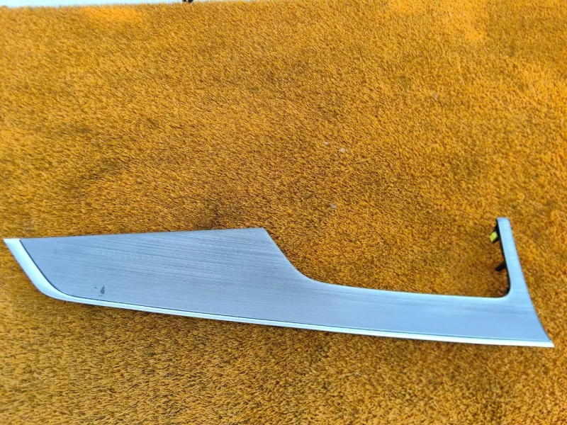 Накладка двери