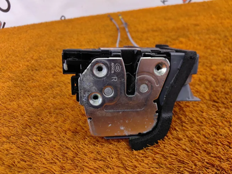 Замок двери