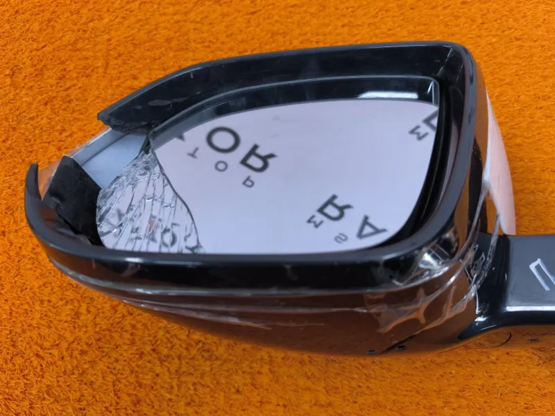 Зеркало боковое