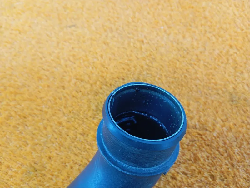 Патрубок интеркулера