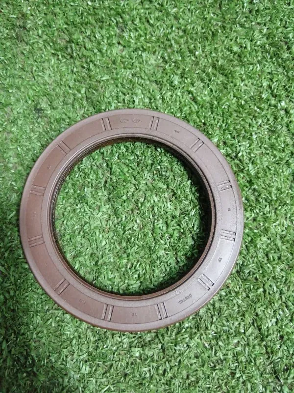 Сальник коленвала задний