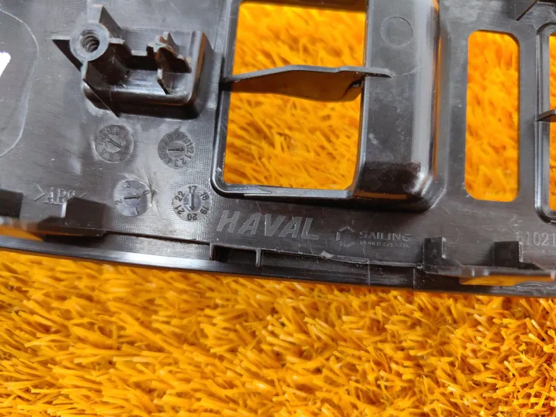 Накладка блока управления стеклоподъемниками