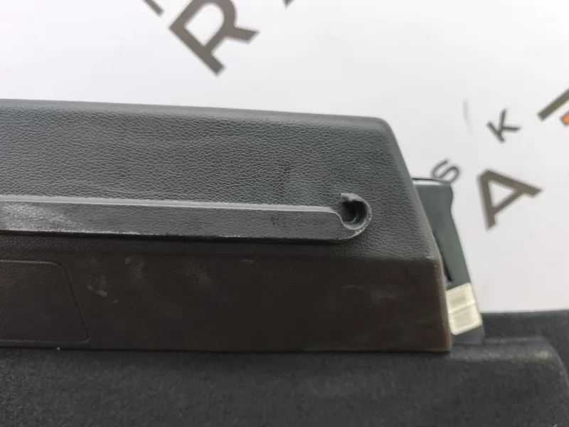 Обшивка багажника