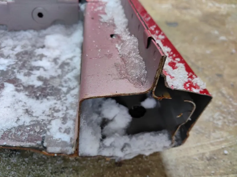 Порог с центральной стойкой