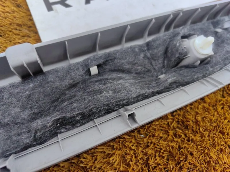 Накладка на стойку кузова