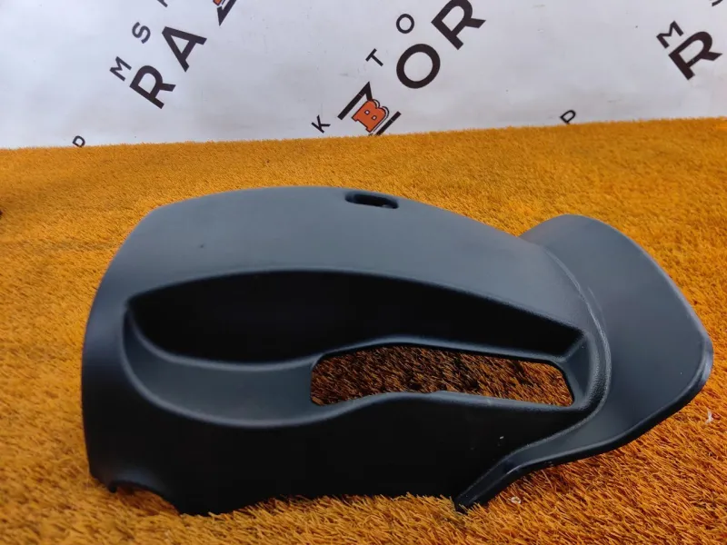 Кожух рулевой колонки