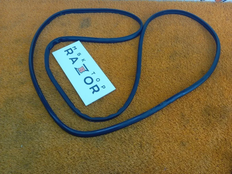 Уплотнитель двери