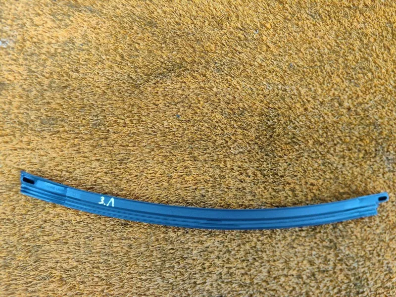 Уплотнитель стекла двери