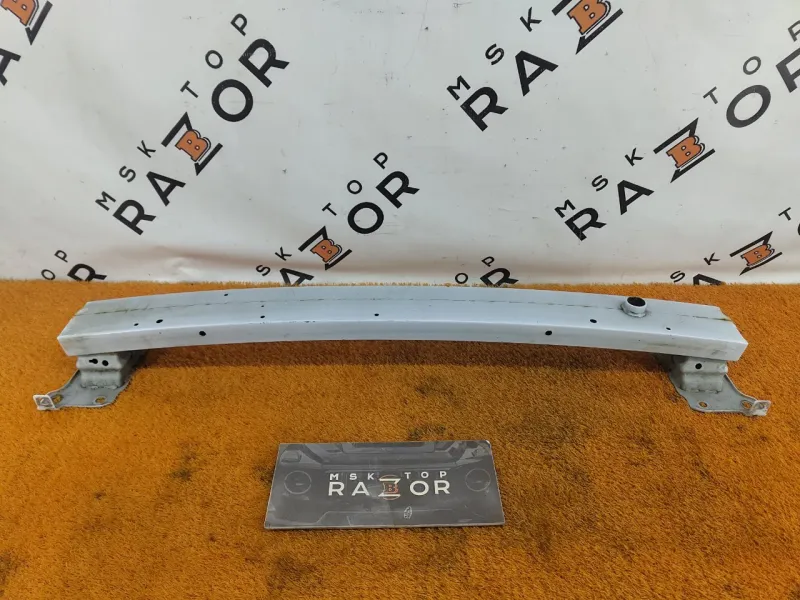 Усилитель бампера