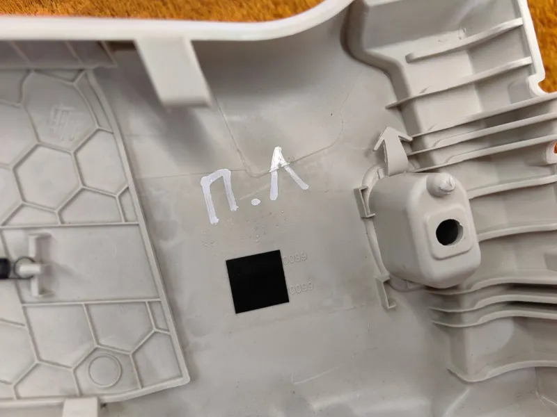 Обшивка стойки