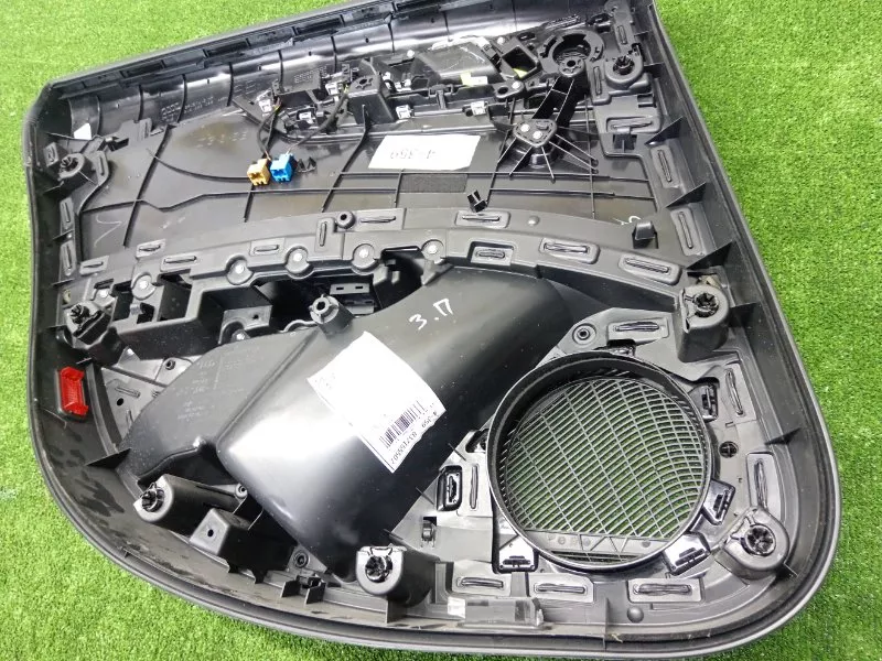 Обшивка двери