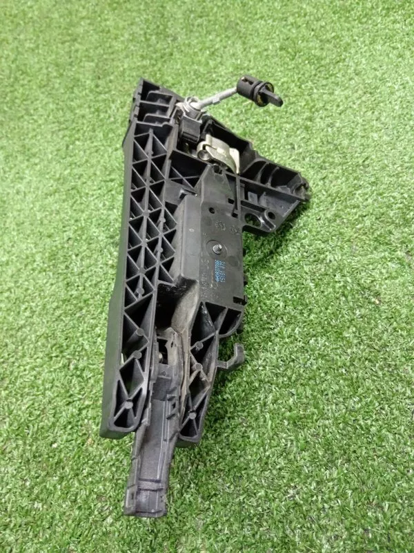 Ручка двери наружняя