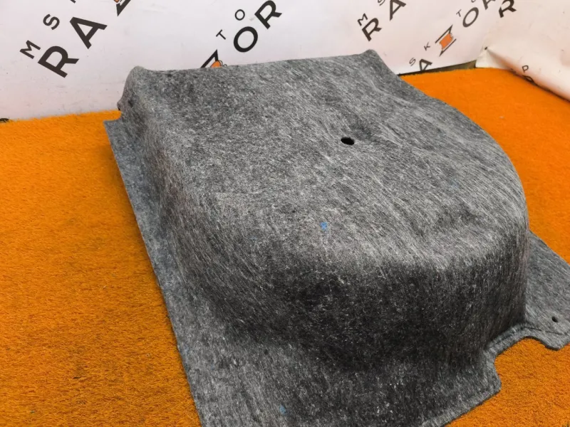 Ниша запасного колеса