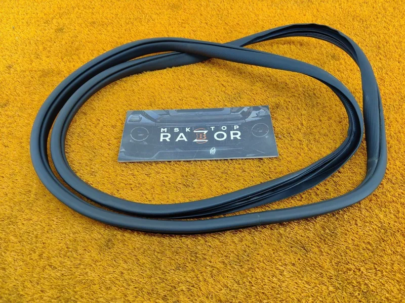 Уплотнитель проема двери