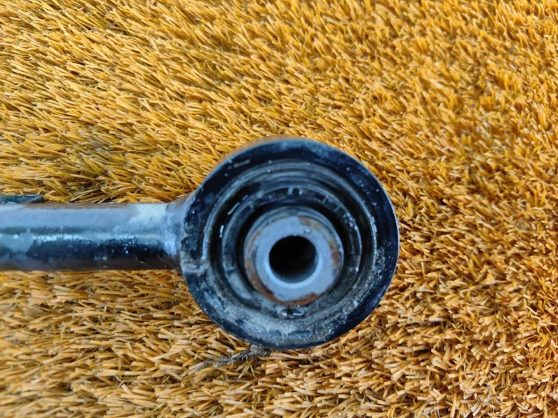 Рычаг подвески