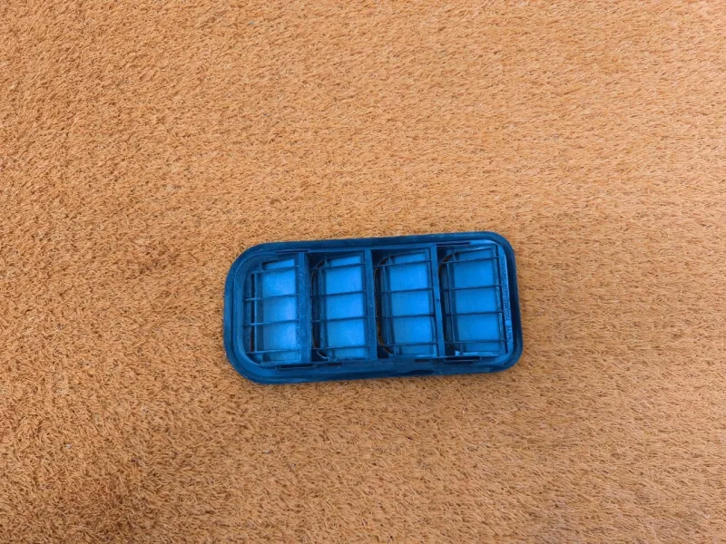 Решетка вентиляционная