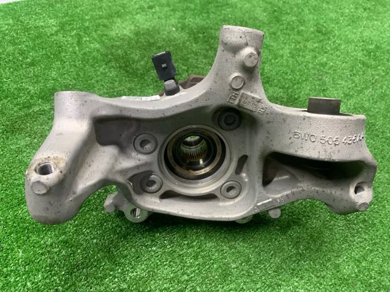 Кулак подвески