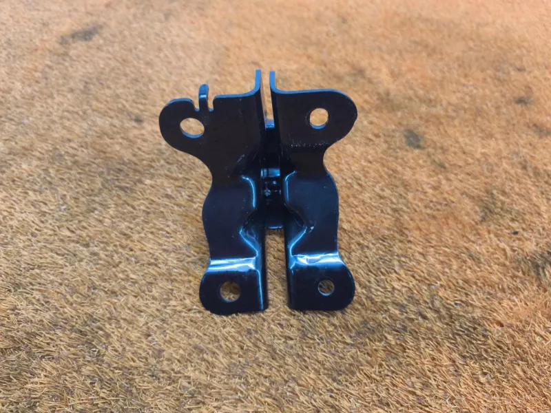 Крепление сиденья