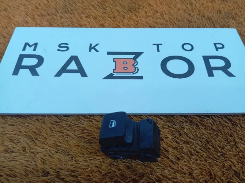 Кнопка стеклоподъемника