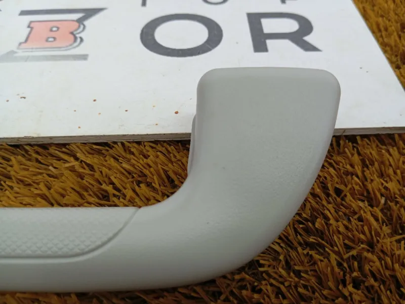 Ручка потолка