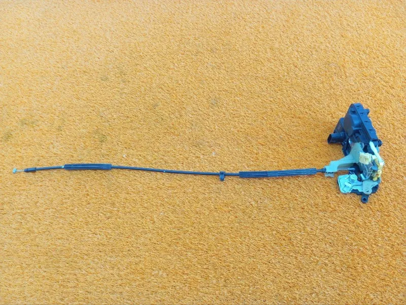 Замок двери