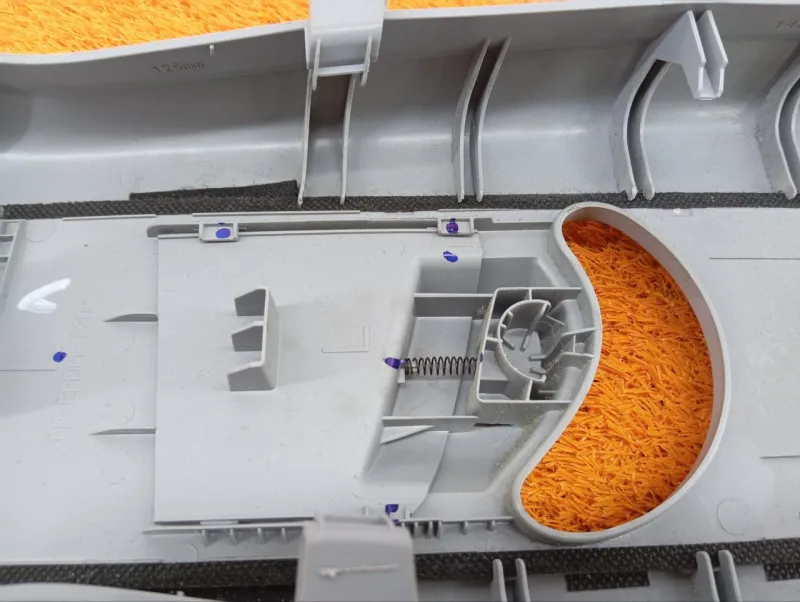 Обшивка центральной стойки