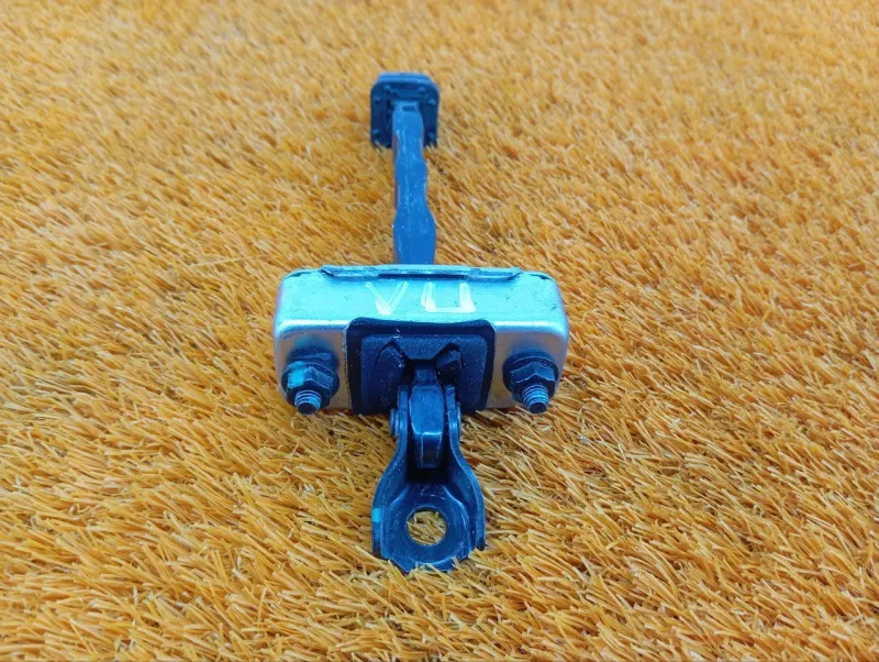 Ограничитель двери