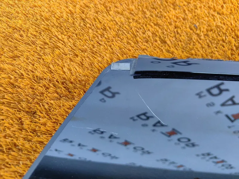 Форточка задняя