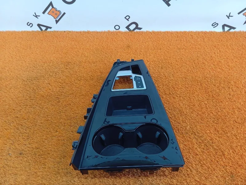 Накладка центральной консоли