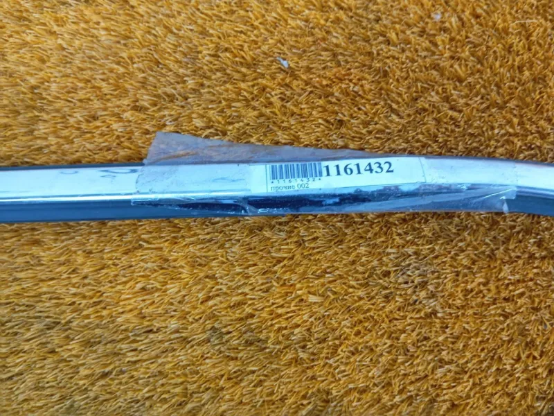 Молдинг стекла