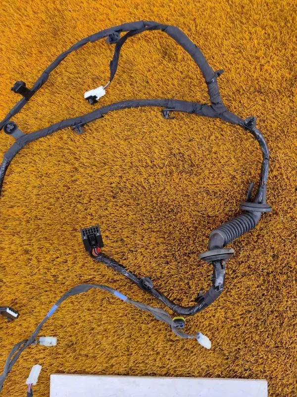 Проводка крышки багажника