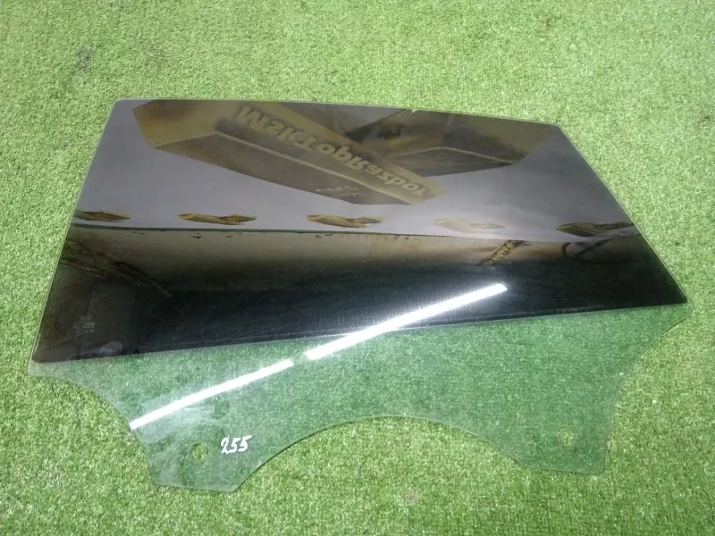 Стекло двери Audi A4 2009 8K5845205E B8, заднее левое