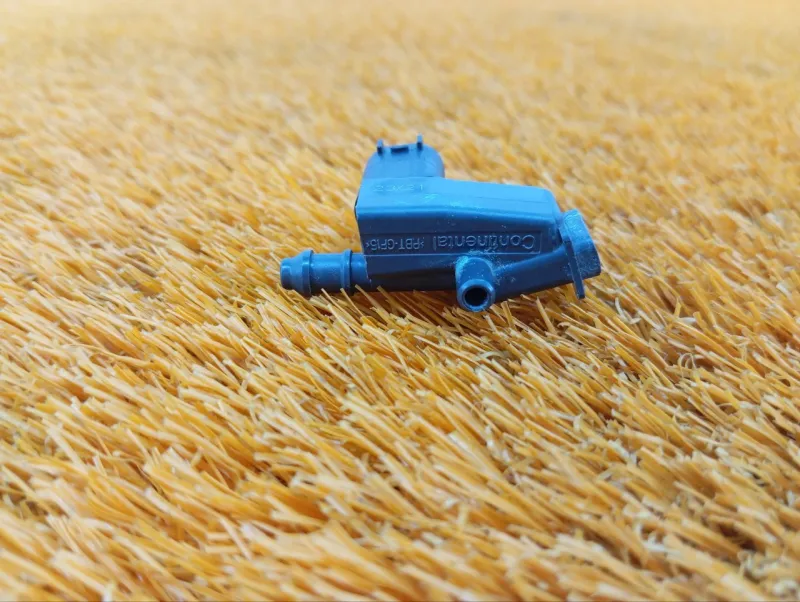 Форсунка стеклоомывателя