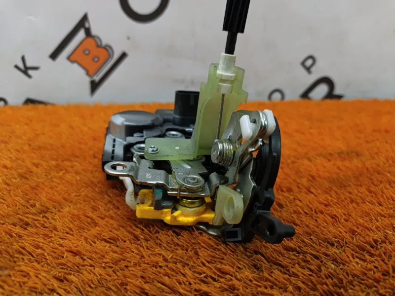 Замок двери