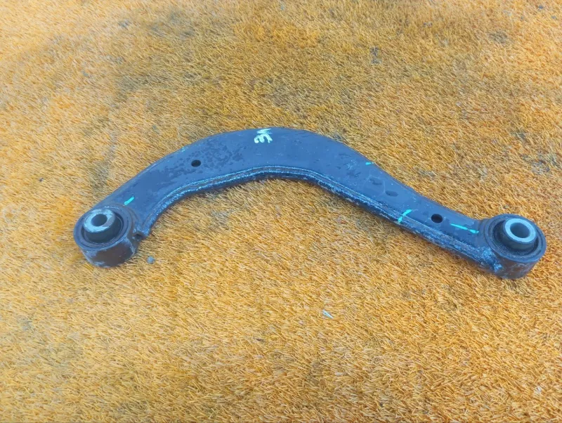 Рычаг подвески