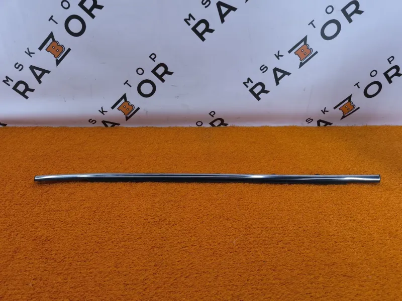 Молдинг стекла