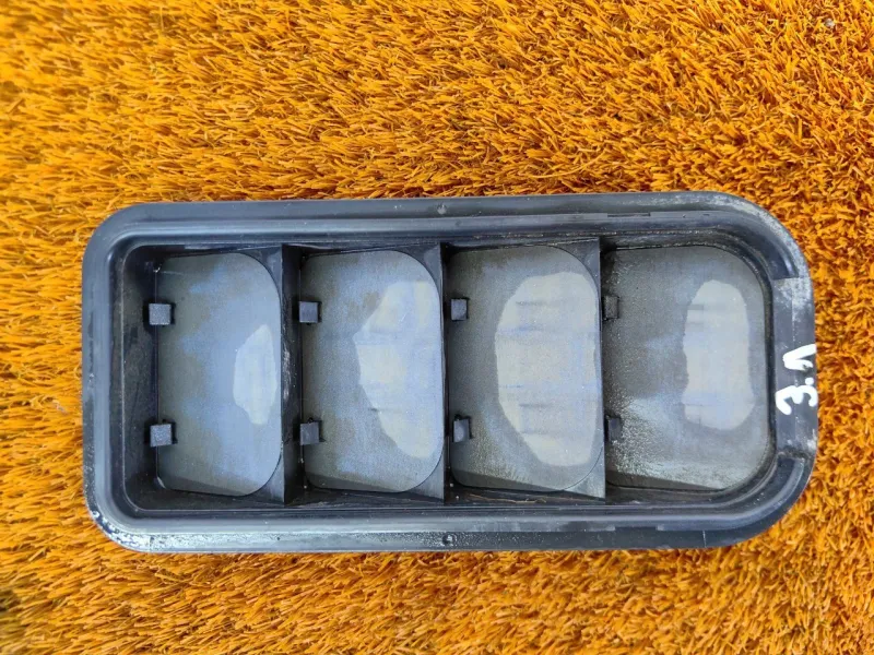 Решетка вентиляционная