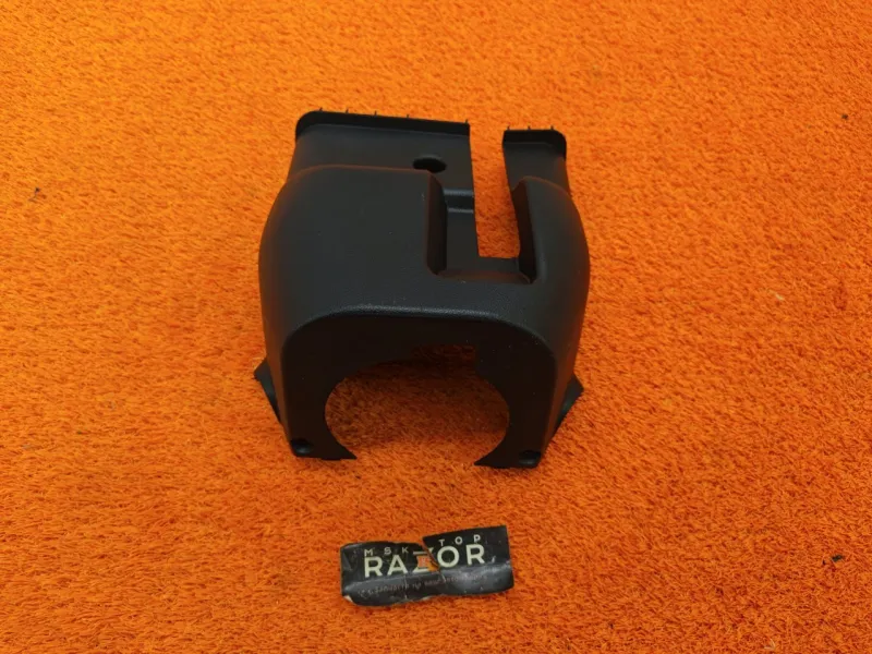 Кожух рулевой колонки