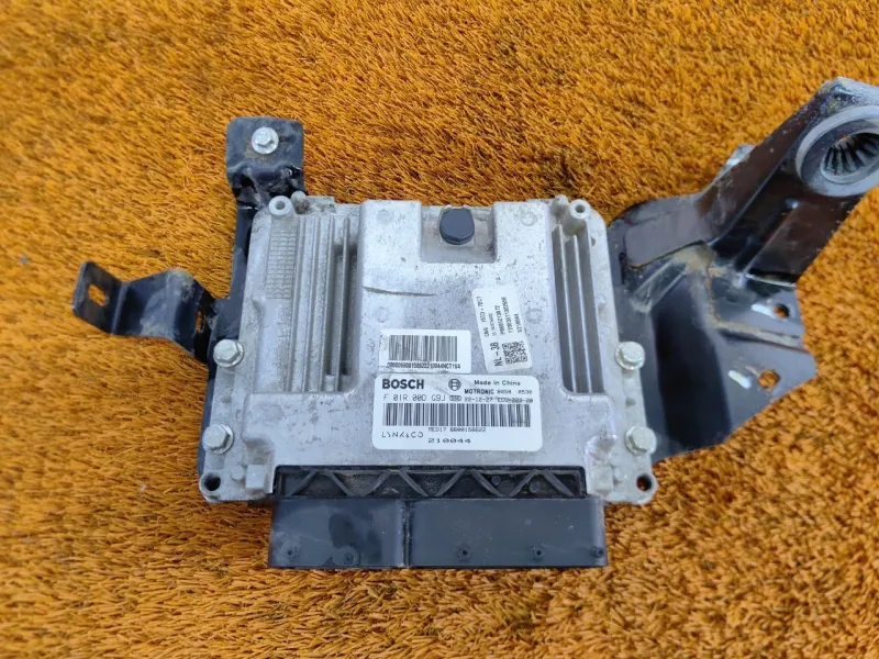 Блок управления двигателем